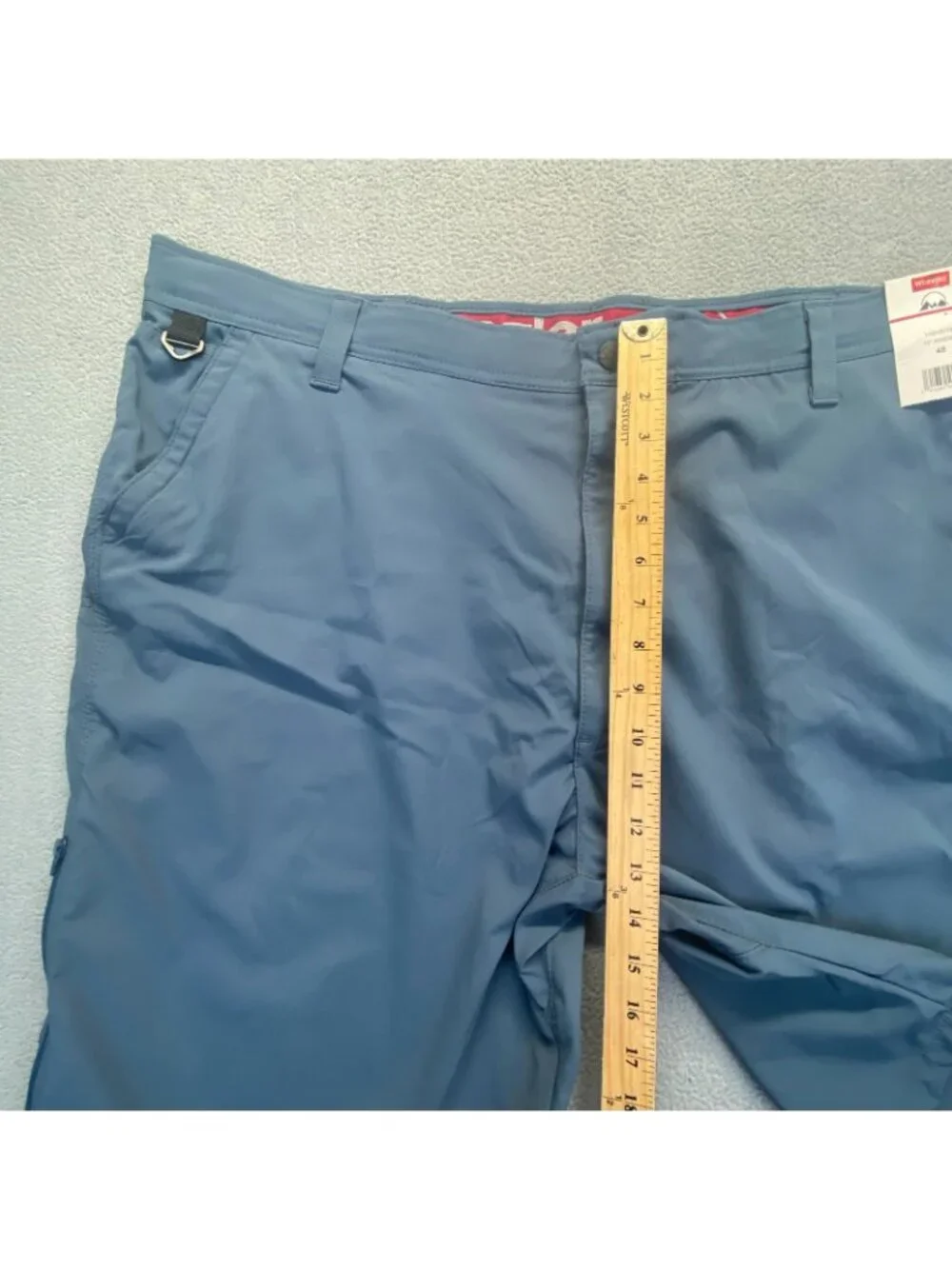 Wrangler Shorts Mens 48 Gray Performance Utility Comfort Flex Waistband UPF 30